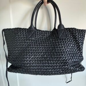 Bottega Veneta Limited Edition Medium Cabat